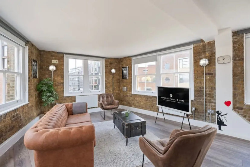 Large 1 Bedroom Studio in Old St 2 — отель в Лондоне, Соединенное Королевство