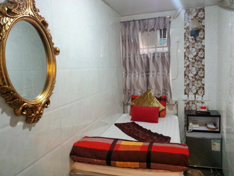Hong Kong New York Guest House (TST Metro H Exit) — отель в Гонконг, Китай