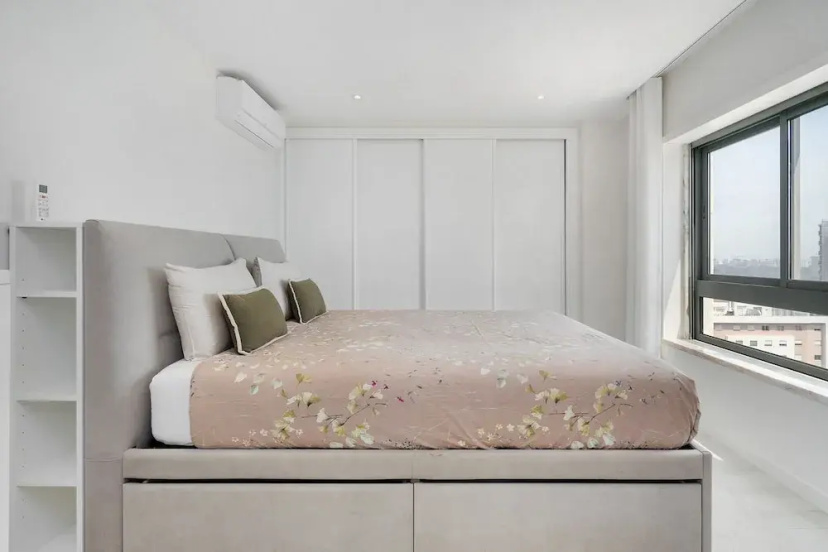 Family Condo: Urban Retreat W/Parking, Ac, Elevator In Great Location — комфортный отель в Лиссабоне