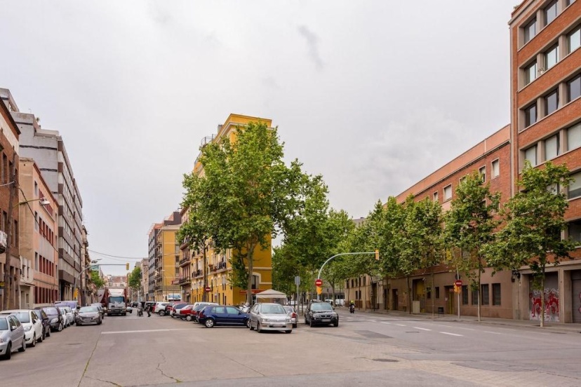 Urban District Apartments - Barcelona Smart Vintage Lofts and Apartments — комфортный отель в Барселоне