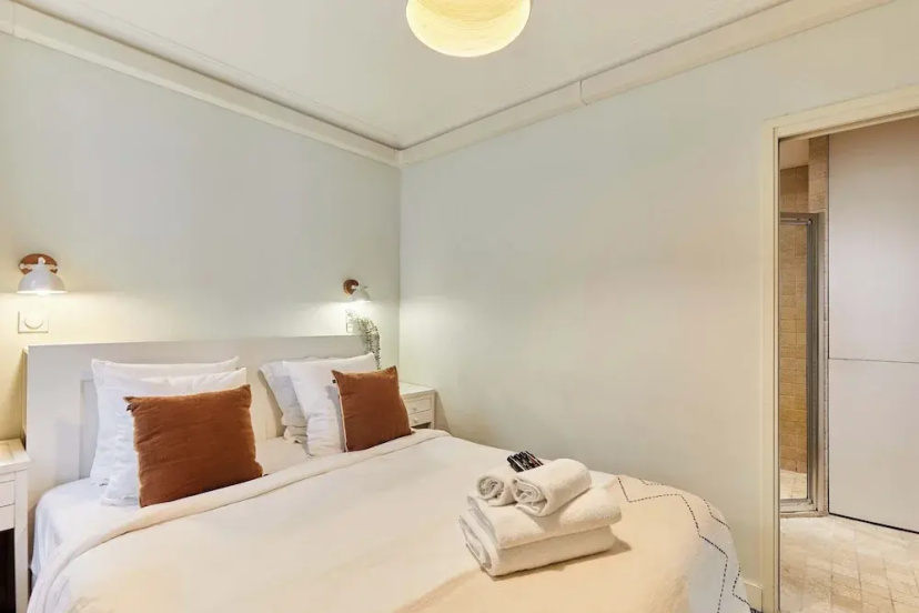 Apartement With AC Center of Paris — отель с удобным расположением в Париже