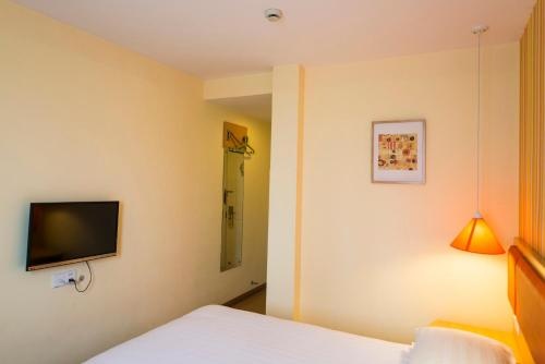 Yunchu Serviced Apartment (Chengdu Chunxi Road West Section Tianfu Square Subway Station) — отзывы гостей и цены