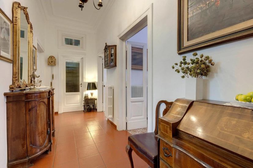 Mimì apartment with garden 3 — отель в Флоренции, Италия