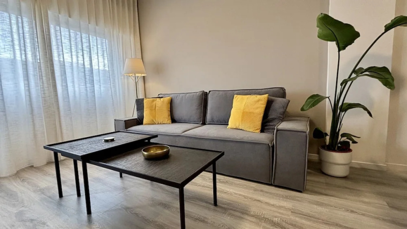 Цены на Seabreeze City Center Flat No 5 в Лимассол
