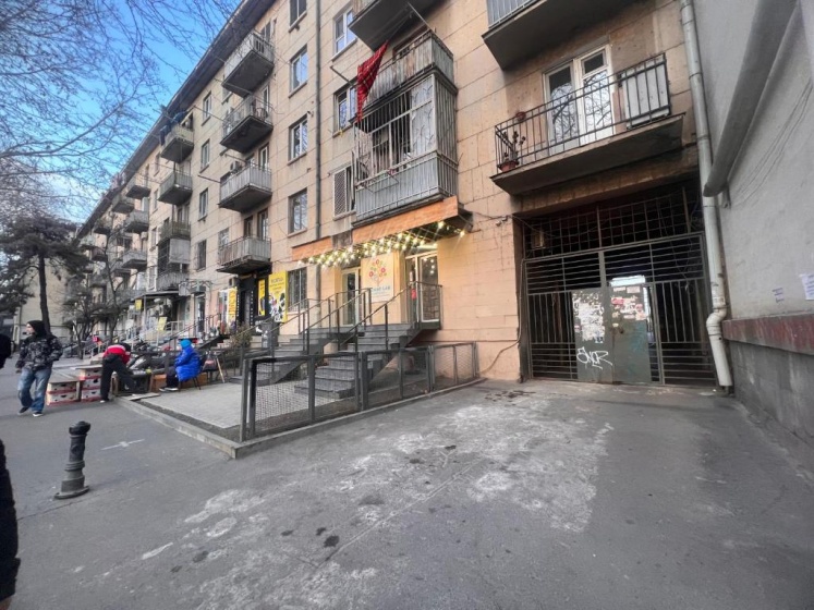 New Apartment Near Holiday Inn — отзывы гостей и цены
