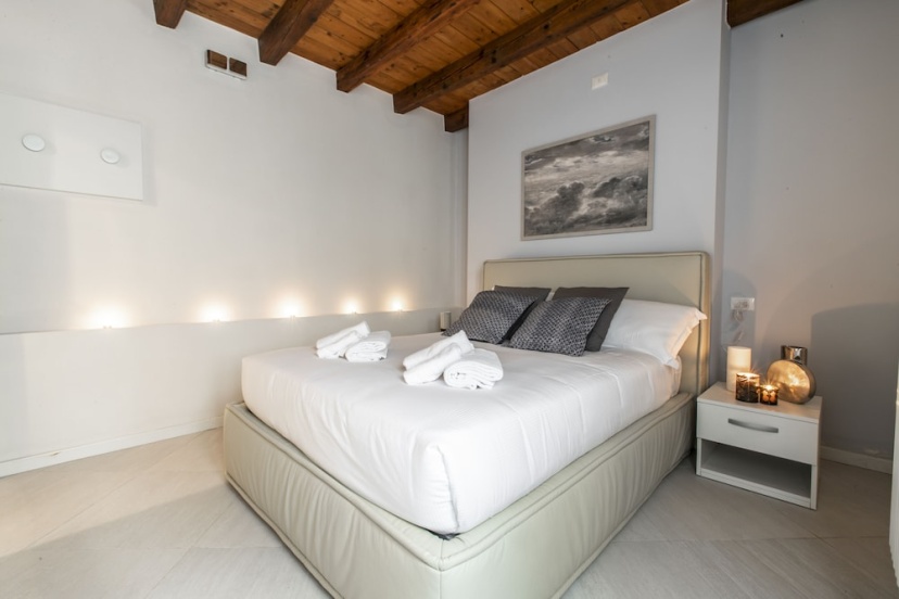Venetian Exclusive Apartment R&R — отель в Венеции, Италия
