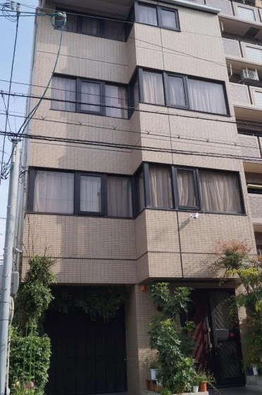 Nakayama Guesthouse 2 — отель в Осаке, Япония