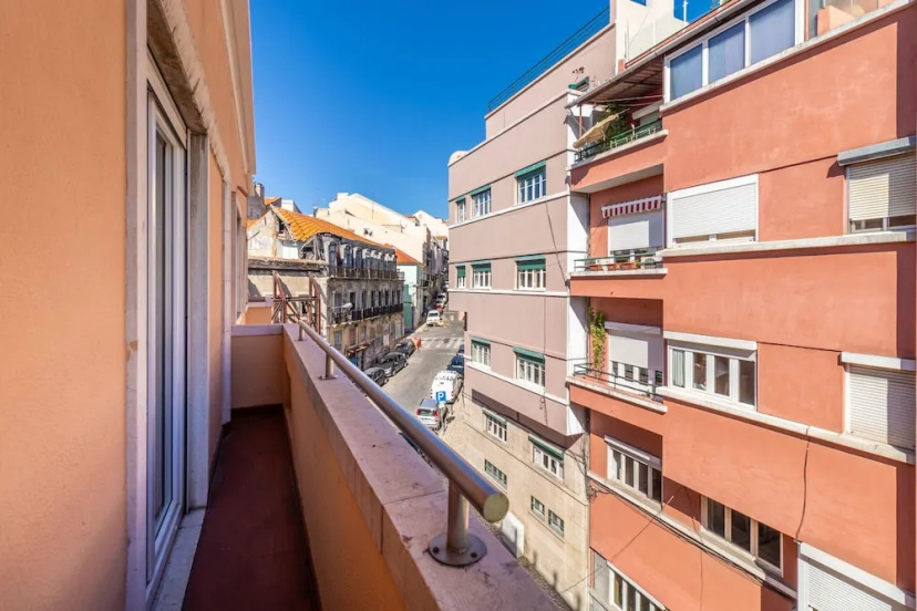 Lisbon Terrace Suites for Large Groups — отель с удобным расположением в Лиссабоне