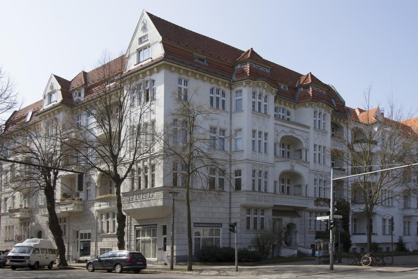 Apartment am Treptower Park 25 — забронировать отель в Берлине