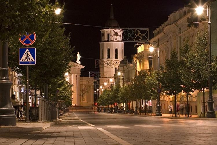Цены на Old Town Apartment в Вильнюсе
