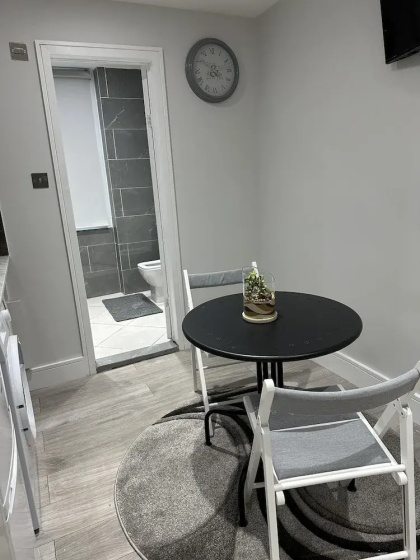 Studio - Sleeps 3 - Short Walk to King's Cross — отзывы гостей и цены