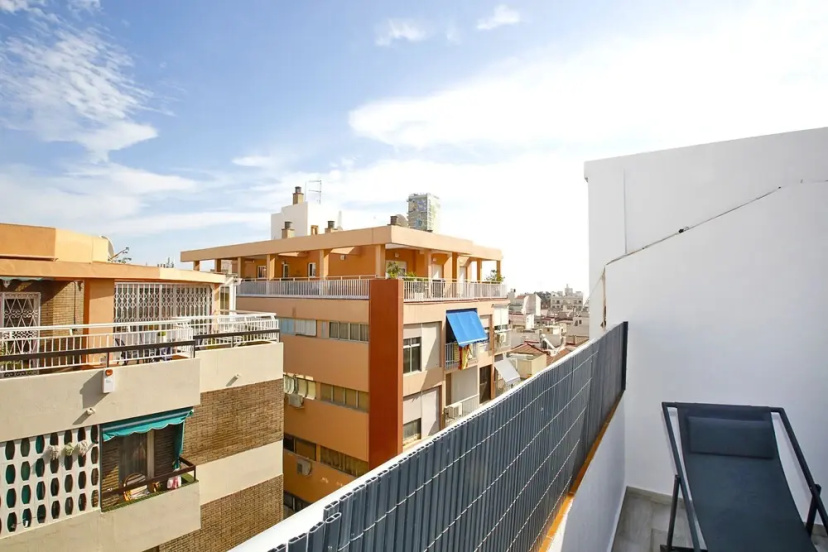 M&C Penthouse Santa Barbara — отель с удобствами в Аликанте