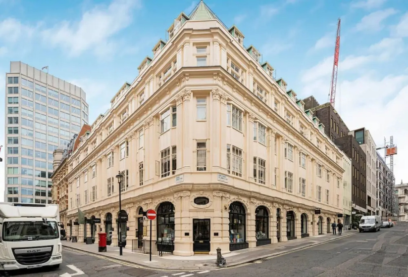 Luxury 3BR Mayfair Apartment Near Green Park — отзывы гостей и цены