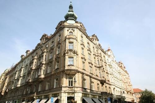 Apartment Attic Kozi — забронировать отель в Праге