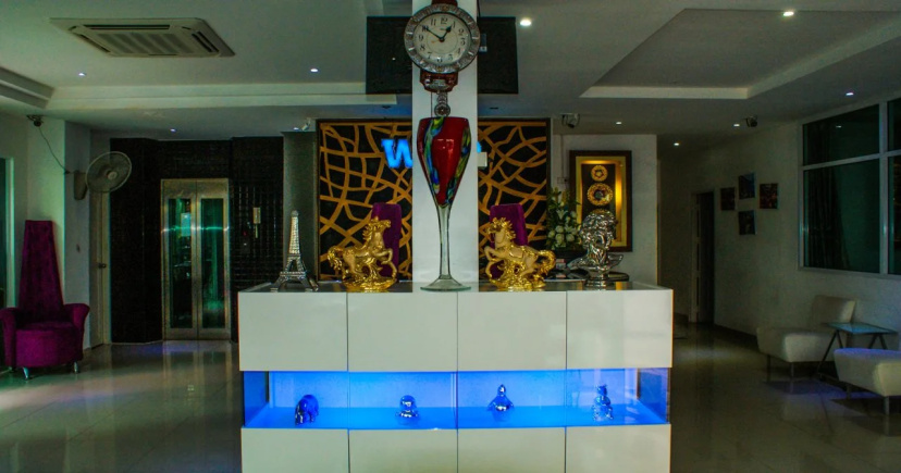 W-9 Hotel 2 — отель в Паттайе, Таиланд