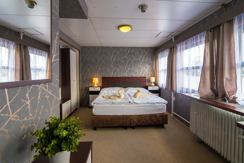 Botel Vodnik 3 — отель в Праге, Чешская Республика