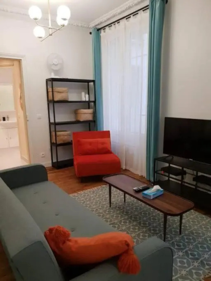 Tres Cosy 45m2, Proche du Parc Des Expositions — забронировать отель в Париже