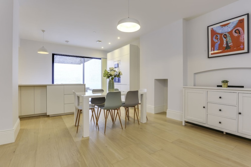 Bloomsbury Kingsway Serviced Apartments — комфортный отель в Лондоне