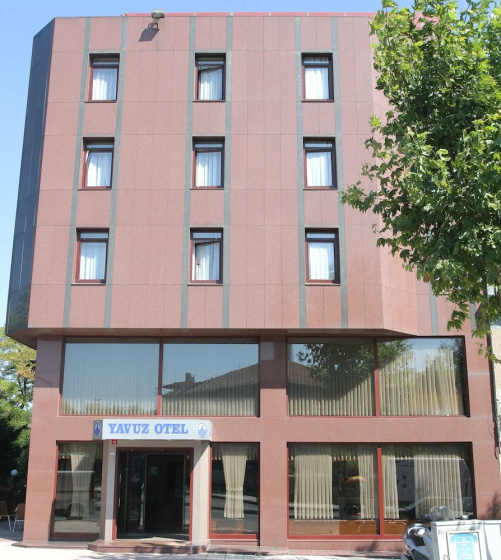 Yavuz Hotel — забронировать отель в Стамбуле