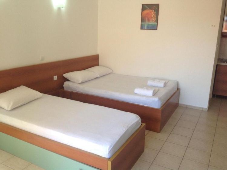 Apartments Jelusic — отель с удобным расположением в Будва