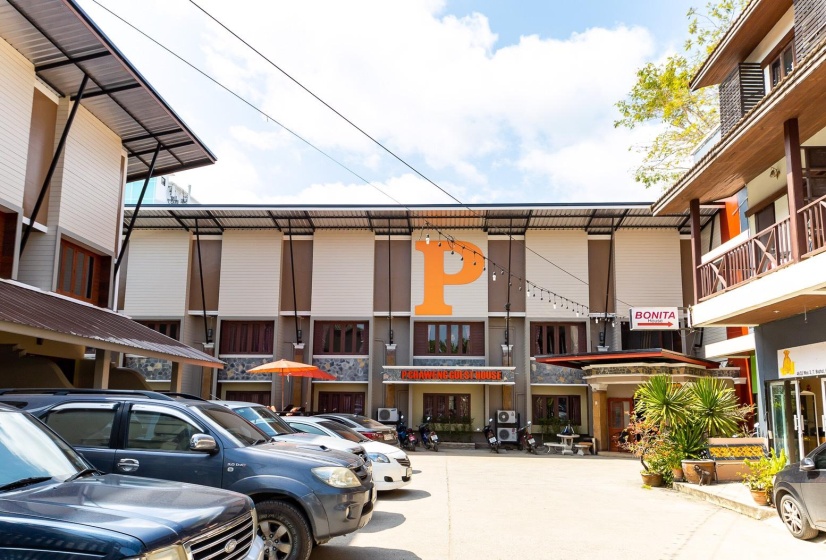 P.Chaweng Guest House — отель с удобствами в Кохе
