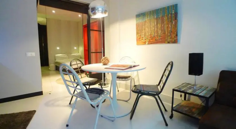 Chic Rentals Chueca- Calle Farmacia — отель с удобствами в Мадриде
