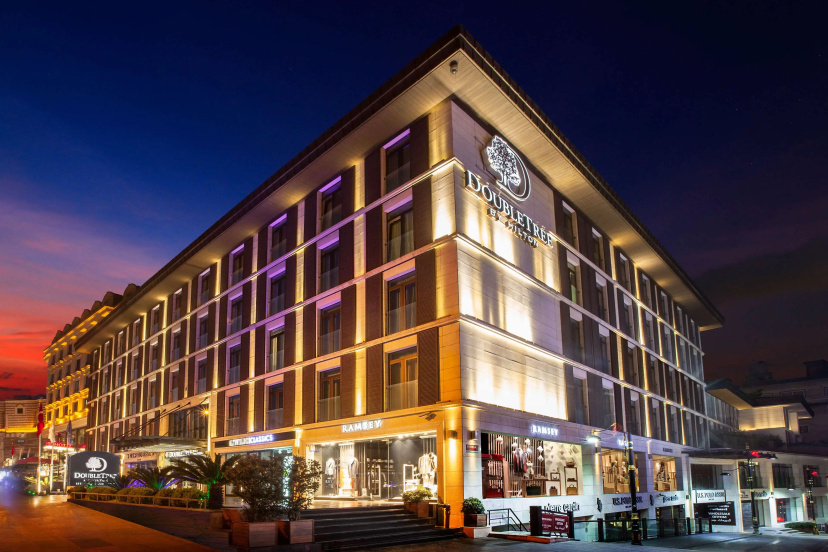 Doubletree By Hilton Istanbul Old Town 5 — отель в Стамбуле, Турция