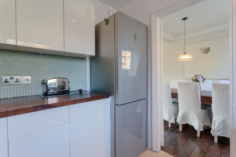 Spacious 3 Bedroom Apartment in Chelsea — отель в Лондоне, Соединенное Королевство