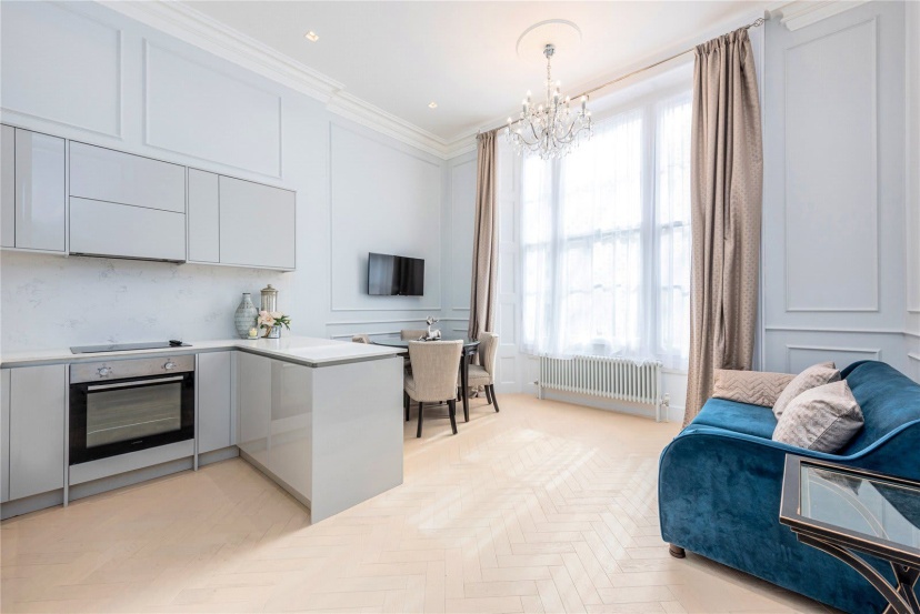 Цены на Stunning 1 Bed Garden Apartment next to Hyde park в Лондоне