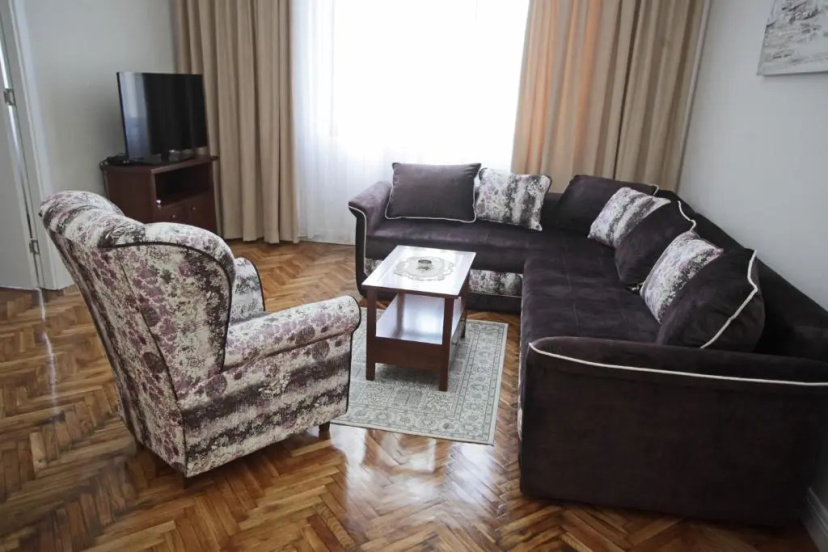 City Center Belgrade Queen Apartment Skadarlija — забронировать отель в Белграде