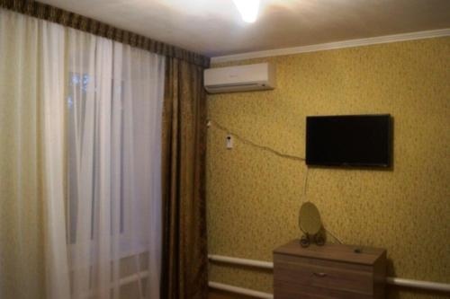 Guest House Breeze — забронировать отель в Ейске