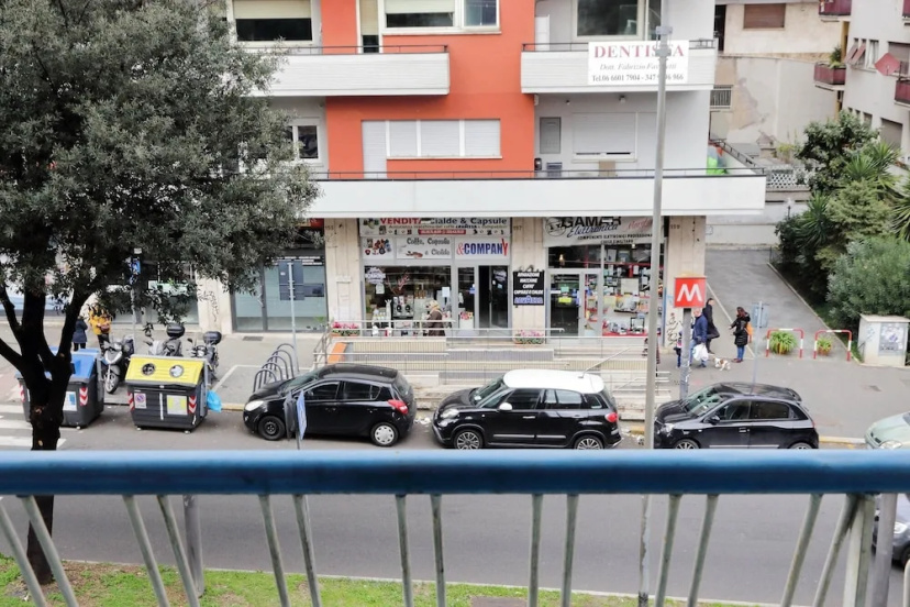 4bnb - Cozy Albornoz Flat — отель с удобствами в Риме