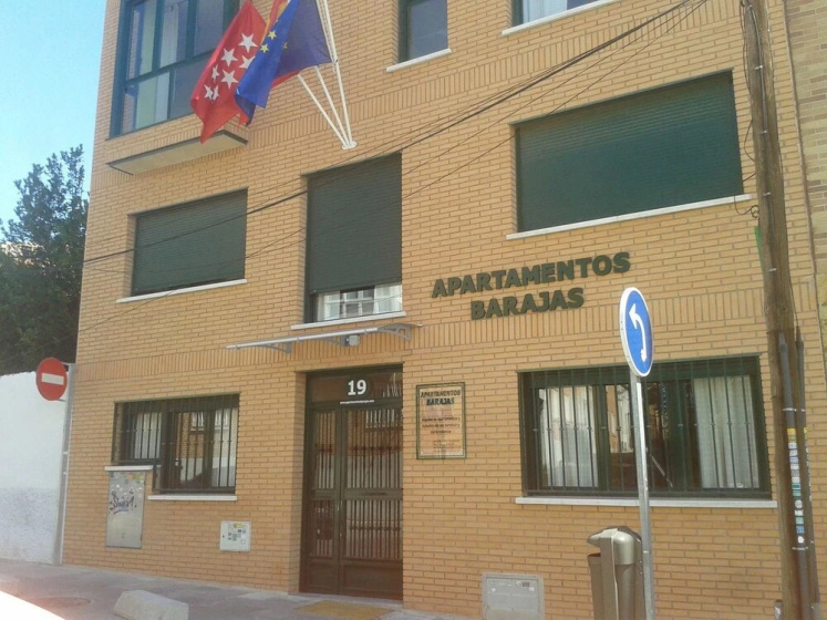 Apartamentos Barajas — комфортный отель в Мадриде