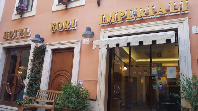 Hotel Fori Imperiali — отель в Риме, Италия