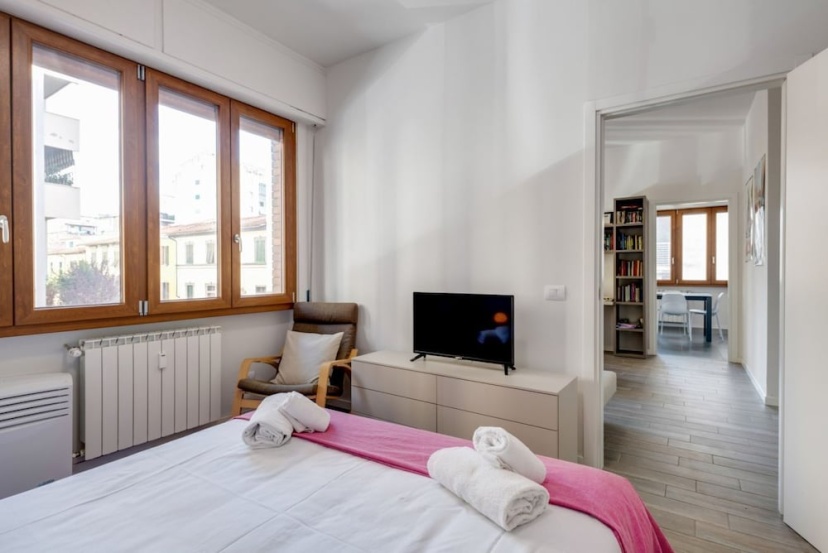Lulli Bright and Cozy Flat — отель с удобствами в Флоренции