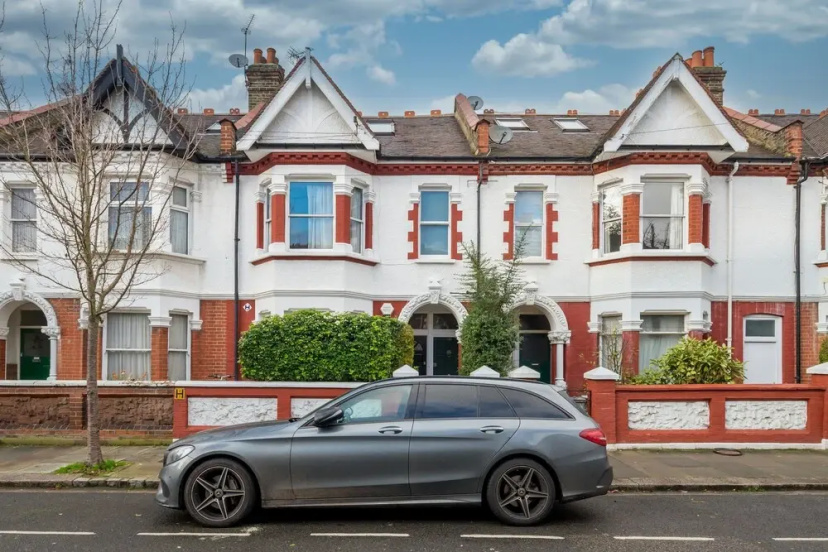 JOIVY Homely 2 Bed Riverside Flat with Patio in Hammersmith — отзывы гостей и цены