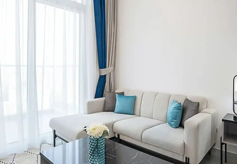 Цены на Homesgetaway -spacious 1BR Apt in Pearlz by Danube в Дубае