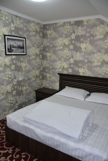 Mehmon Saroy Hotel — комфортный отель в Фергана