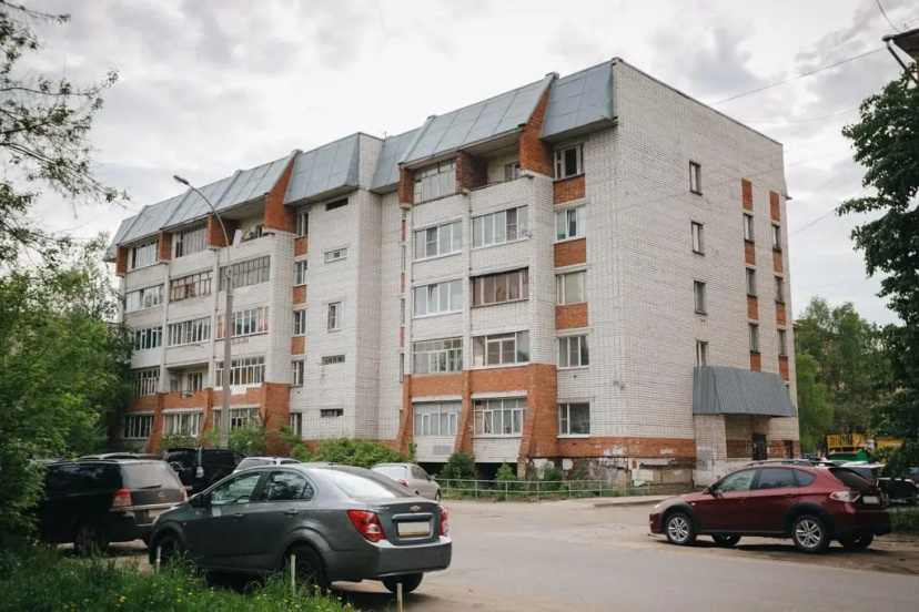 Dve Poduski na ul. Vorovskogo 60 — забронировать отель в Волгограде