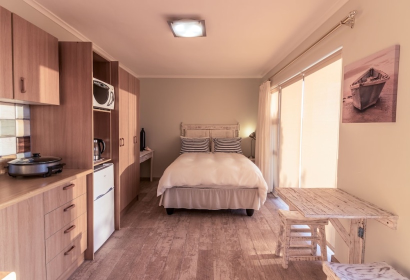 Цены на Zaria Sun Penthouse в Кейптауне