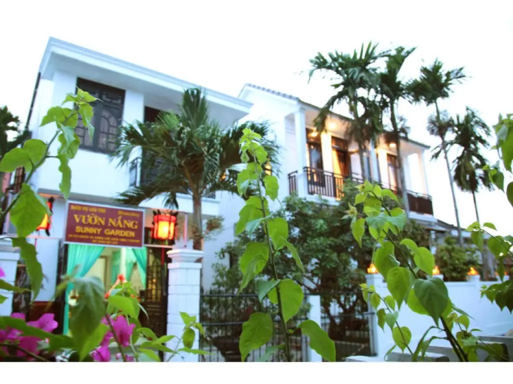 Sunny Garden Homestay — отель с удобным расположением в Дананге