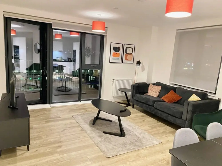 Captivating 2-bed Apartment in London — отзывы гостей и цены