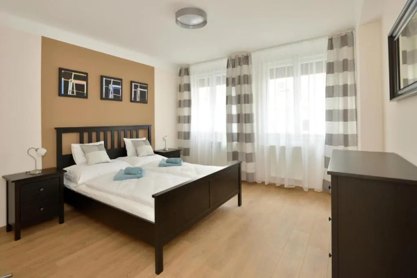 Deak Apartment — забронировать отель в Будапеште