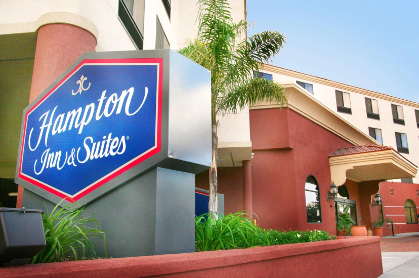 Hampton Inn & Suites Los Angeles Burbank Airport 2 — отель в Лос-Анджелесе, Соединенные Штаты Америки