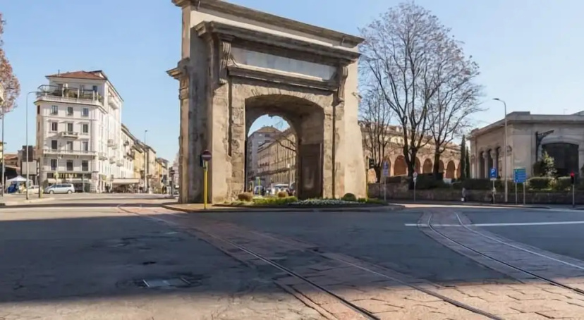 Italianway   - Piacenza — забронировать отель в Милане