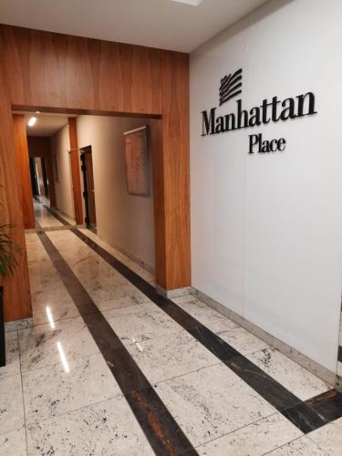 Manhattan Place Apartament — отель с удобствами в Варшаве