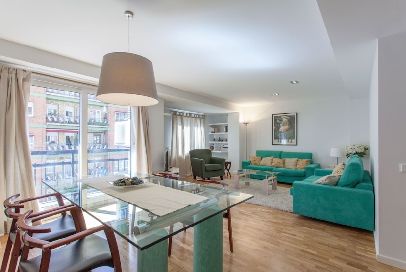 Valencia Flat Rental - City Center Ruzafa Sempere — комфортный отель в Валенсии