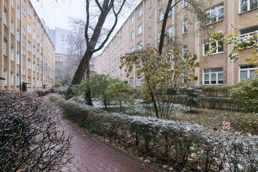 Charming Apartment in Warsaw by Renters — забронировать отель в Варшаве
