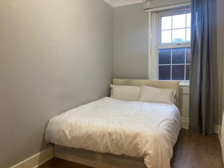 Three Bed Two Bath Apartment in London — отель в Лондоне, Соединенное Королевство