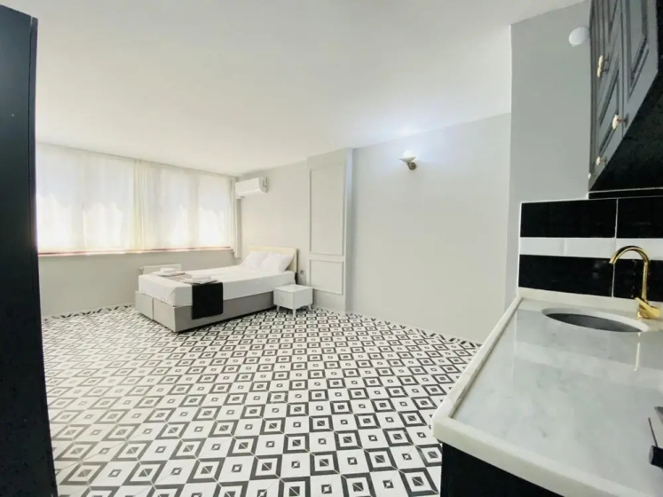 Pleasant Studio Flat in Kabatas Beyoglu — отель в Стамбуле, Турция